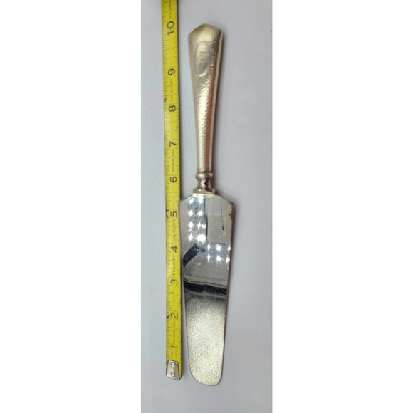 Antique Hammered Sterling Silver Handle Pie Server. Marked & Monogrammed 'A' - Picture 3 of 11
